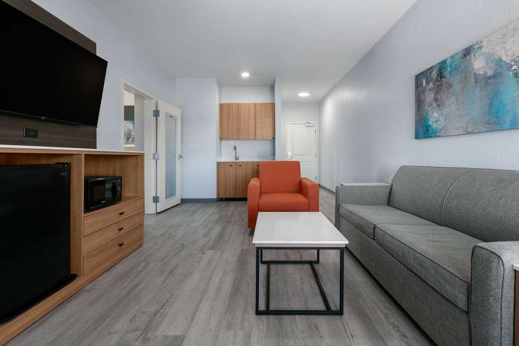 Hotel La Quinta & By Wyndham Ft Worth-burleson Burleson
